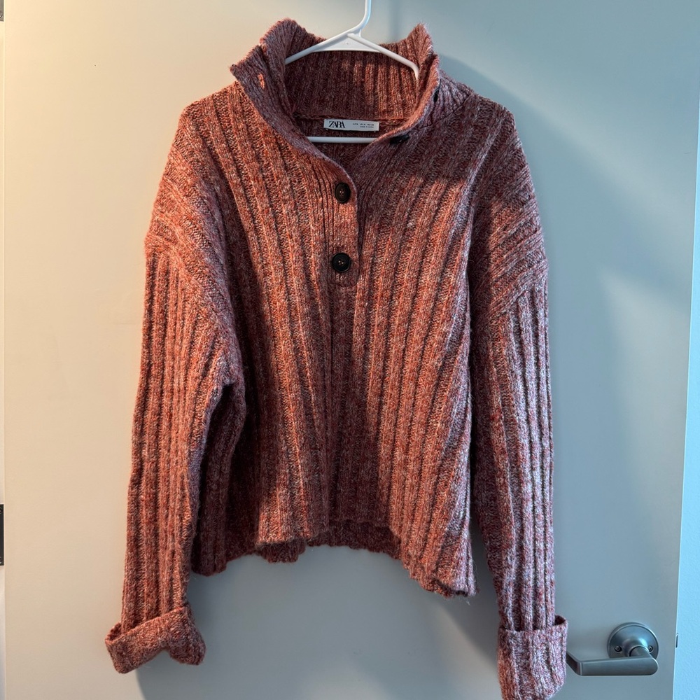 ZARA knit burgundy sweater
Size Medium